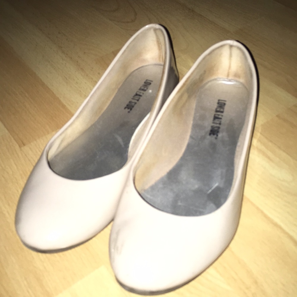 Nude flats‼️